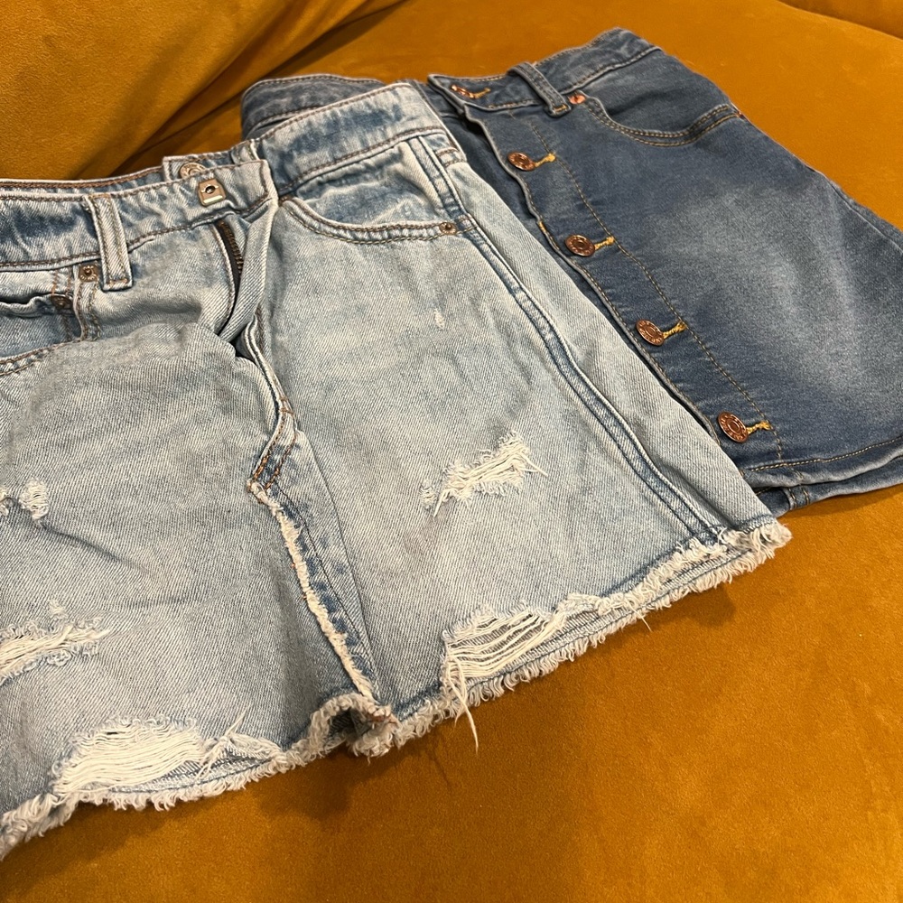 Gap skirts